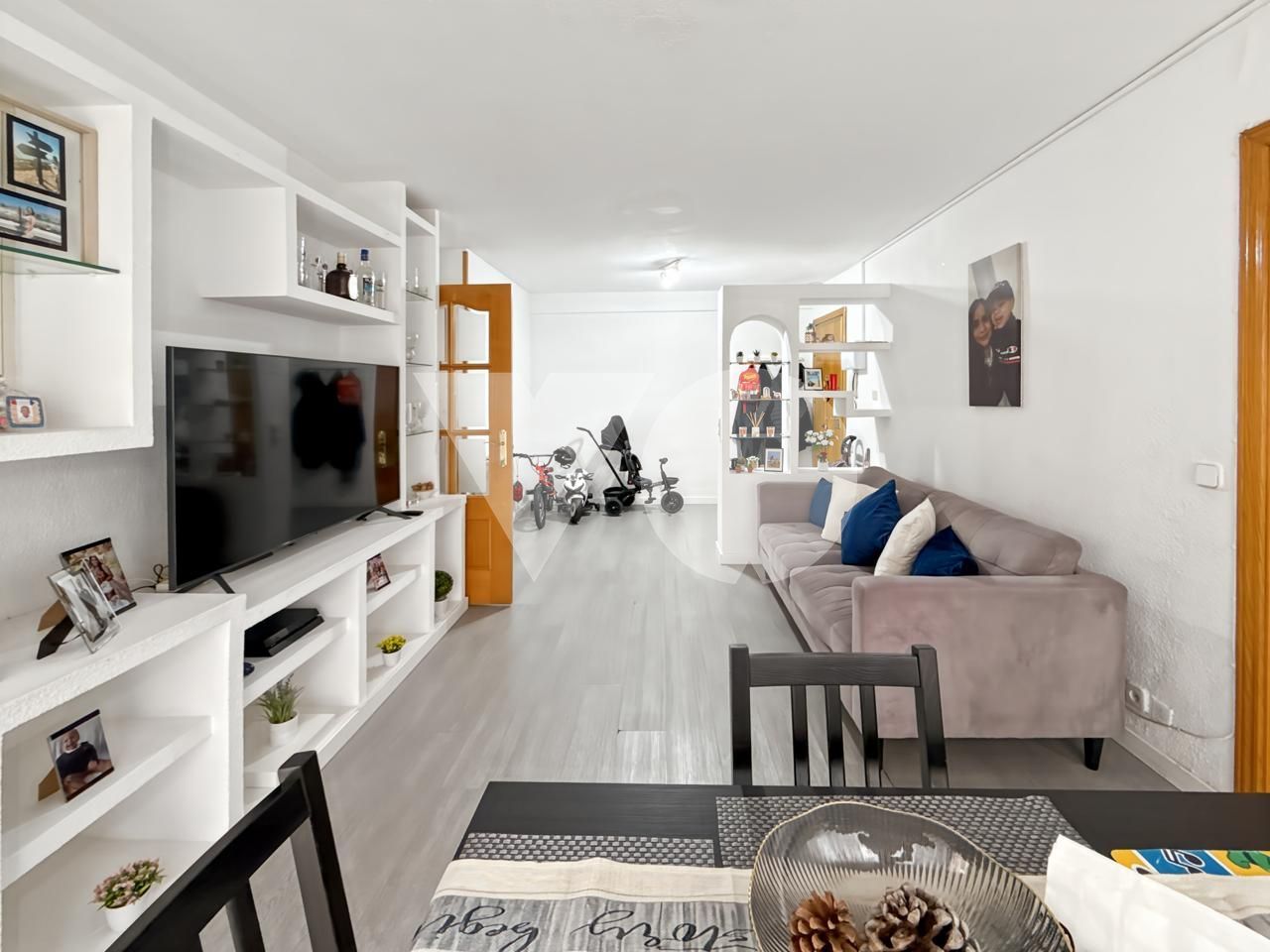 Planta baja for sale in De Celso Emilio Ferreiro, Ensanche