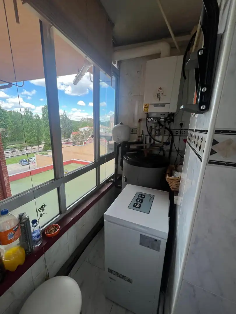 Piso en venta en Viana de Cega con Aire acondicionado, Calefacción y Parquet