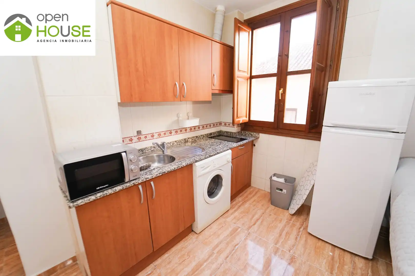 Flat for rent in Calle Azacayas, 11, Centro - Sagrario