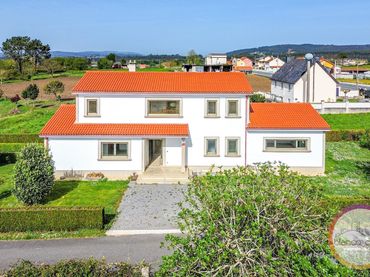 Casa con giardino in vendita a A Laracha