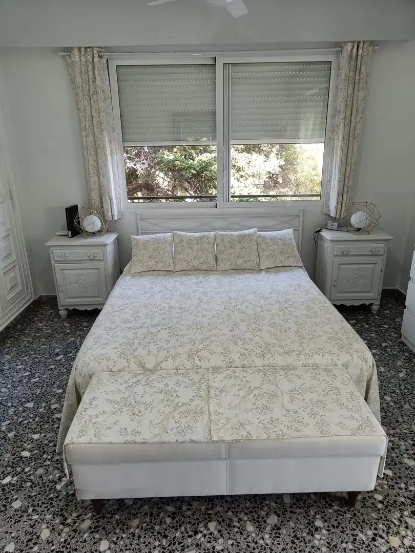 Habitación de Casa o chalet en venta en Torrent con Aire acondicionado, Jardín privado y Terraza