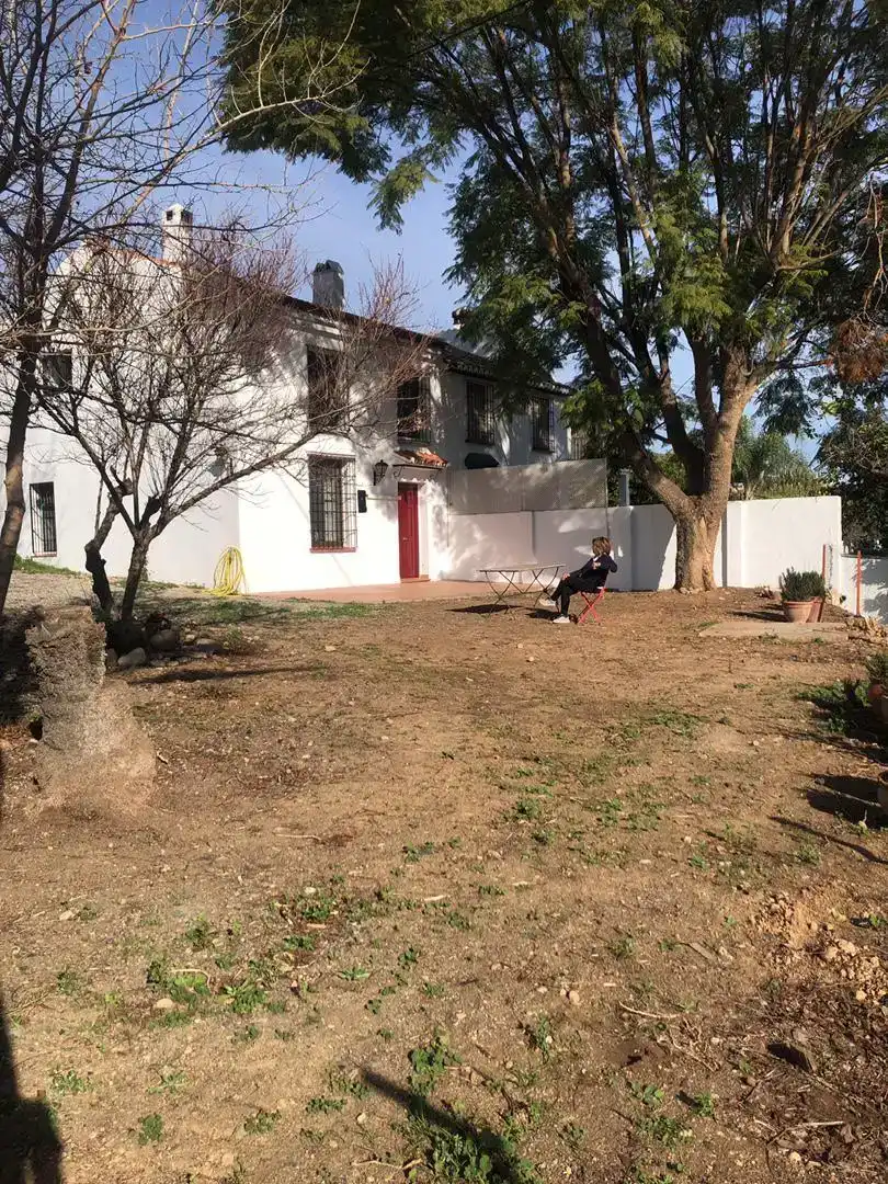 Wohnung zur Miete in Álora mit Privatgarten, Abstellraum und Schwimmbad