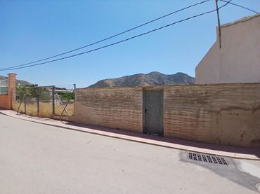 Terreny residencial en venda a Algueña