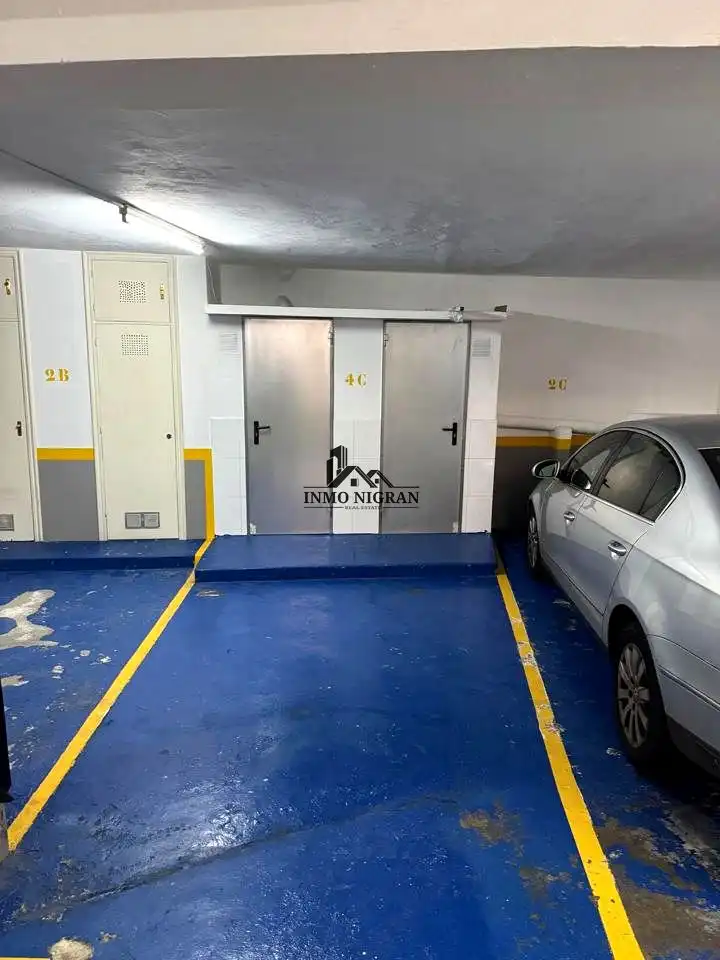 Parkplatz von Wohnung zum Verkauf in Vigo  mit Heizung, Parkett und Abstellraum