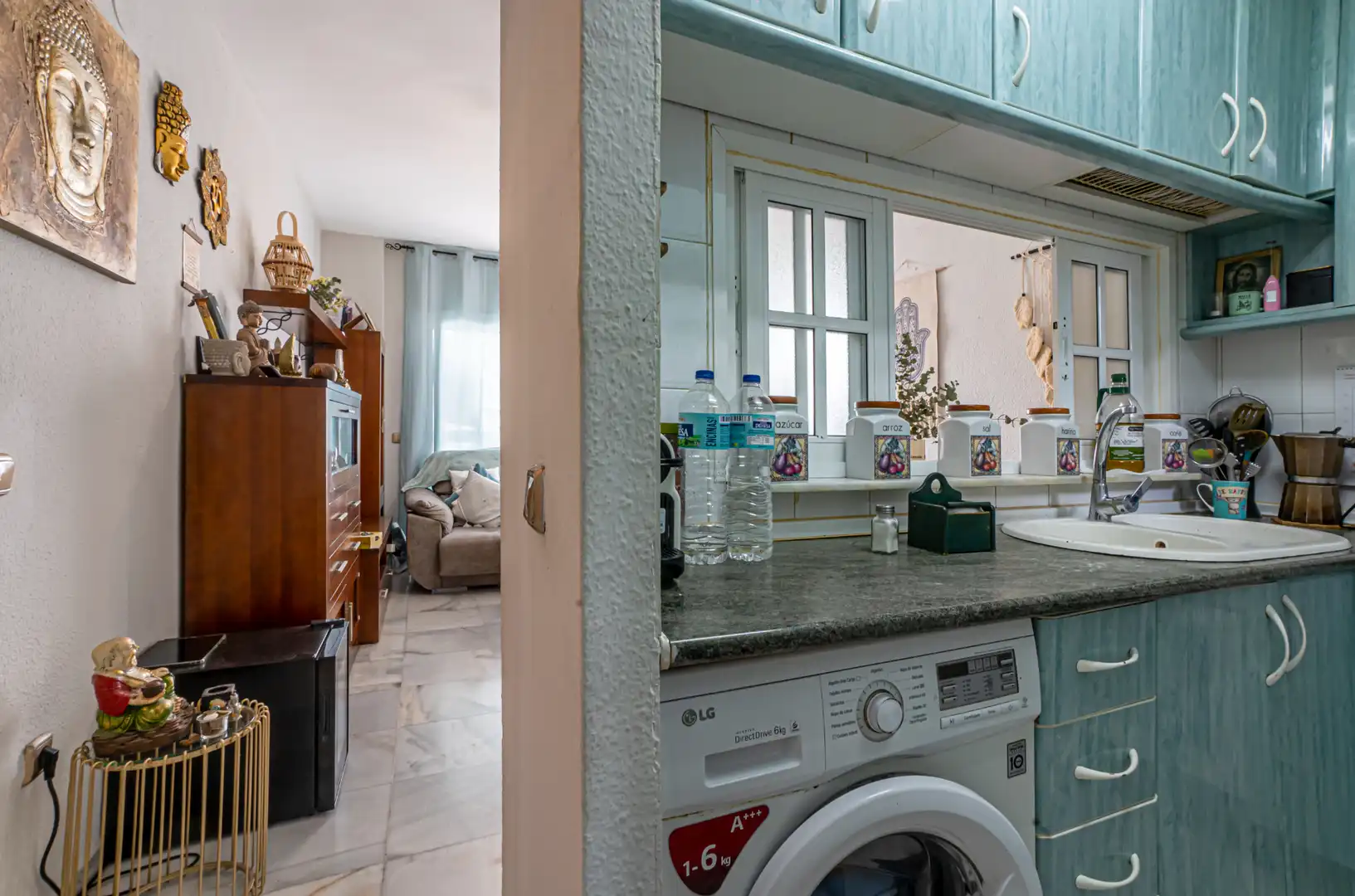 Küche von Wohnung zum Verkauf in Rincón de la Victoria mit Terrasse, Abstellraum und Gemeinschaftspool