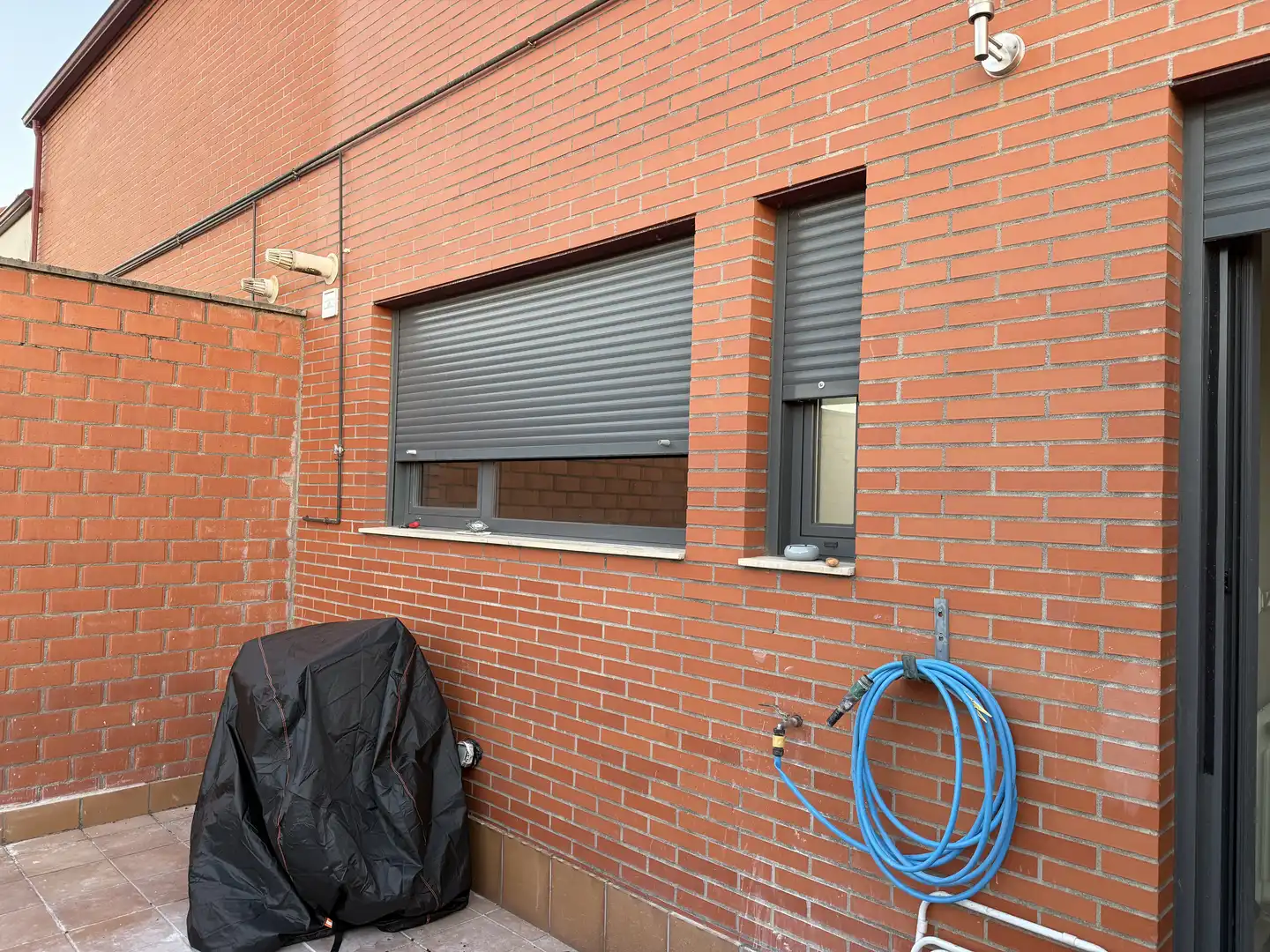 Vista exterior de Casa o chalet en venta en Valdefresno, León