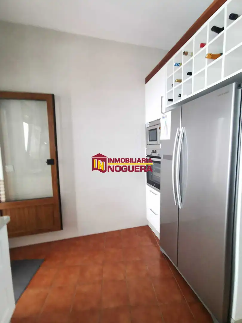 Cuina de Casa o xalet en venda en Écija amb Aire condicionat, Terrassa i Traster