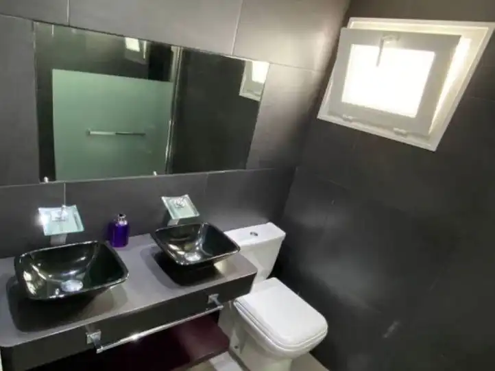 Bany de Pis en venda en Telde amb Terrassa