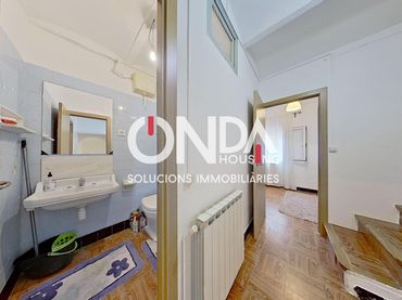 Terraced house with balcony for sale in AMARGURA(ISONA) 15