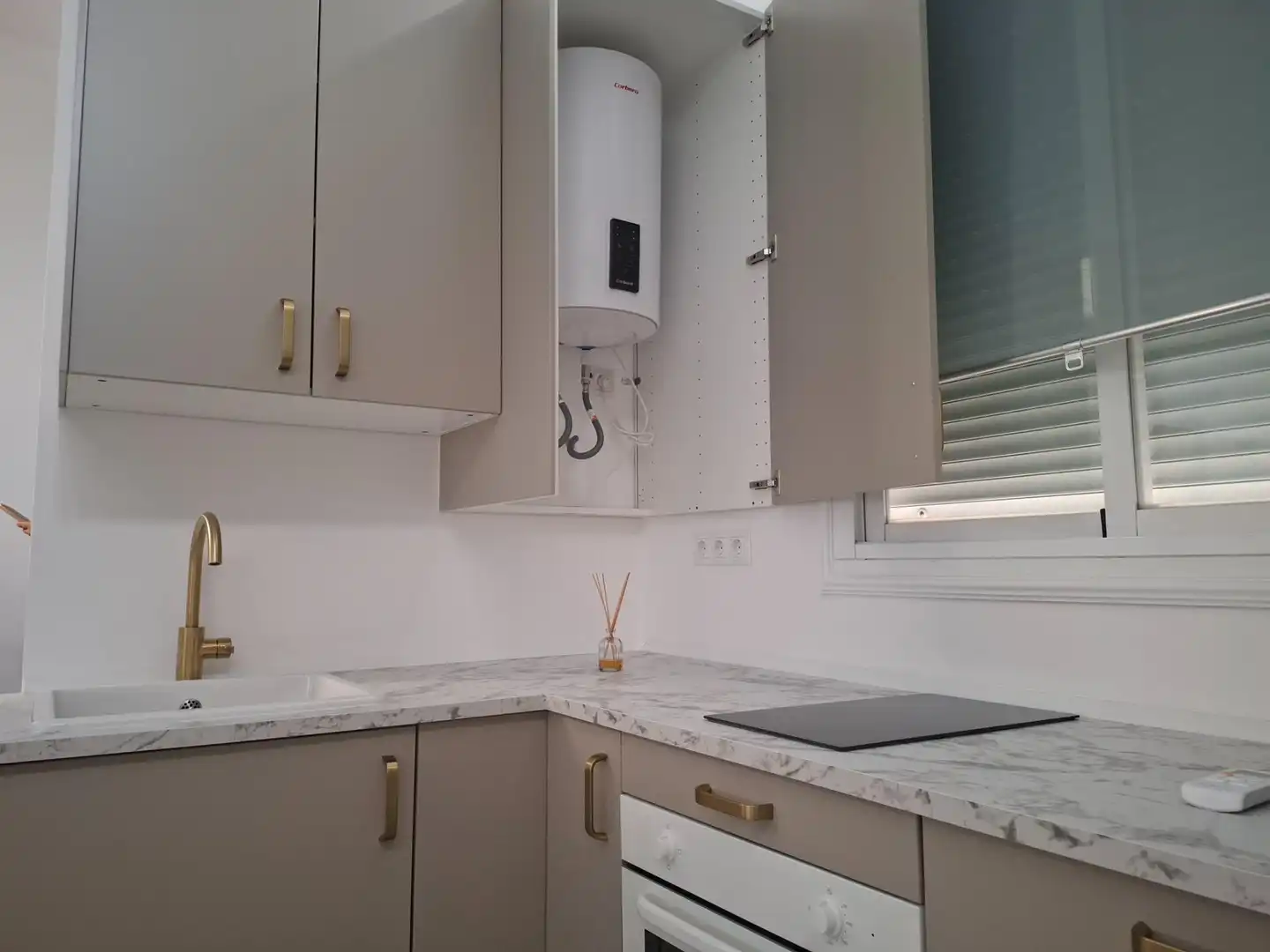 Cuina de Apartament en venda en Málaga amb Aire condicionat i Moblat