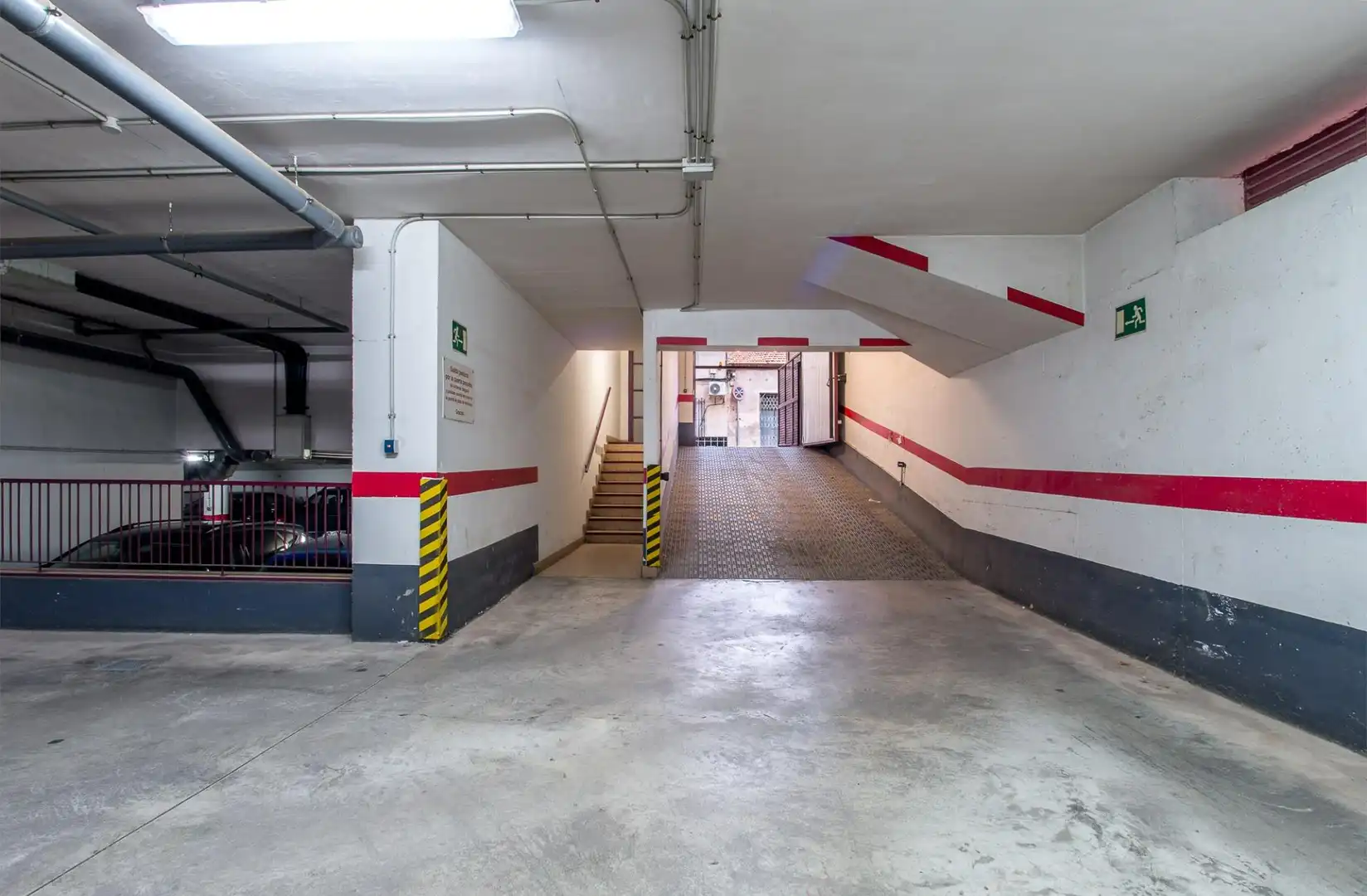 Parking de Piso en venta en Murcia con Aire acondicionado, Trastero y Balcón
