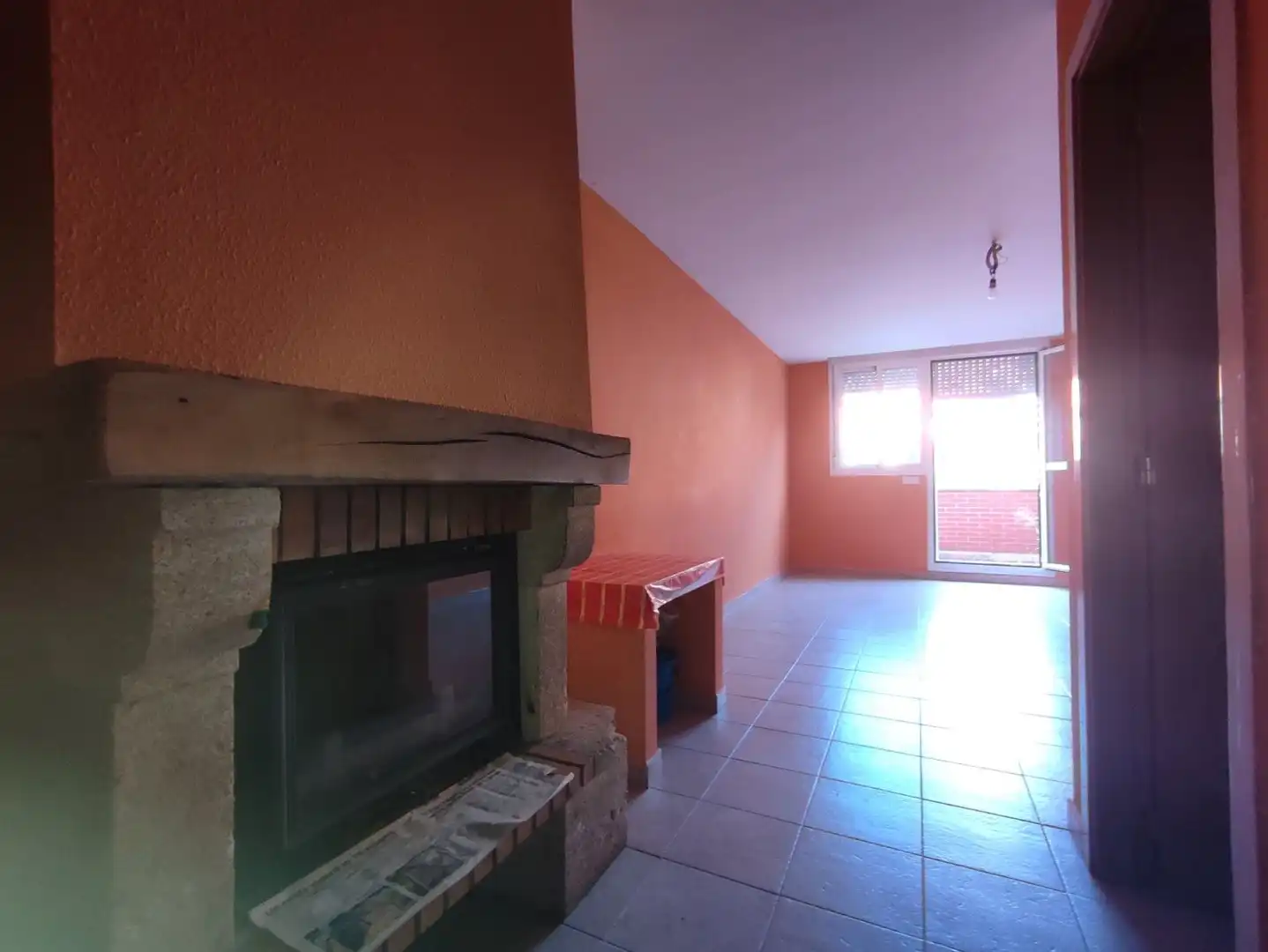 Sala d'estar de Loft en venda en Villamediana de Iregua amb Calefacció, Terrassa i Piscina comunitària