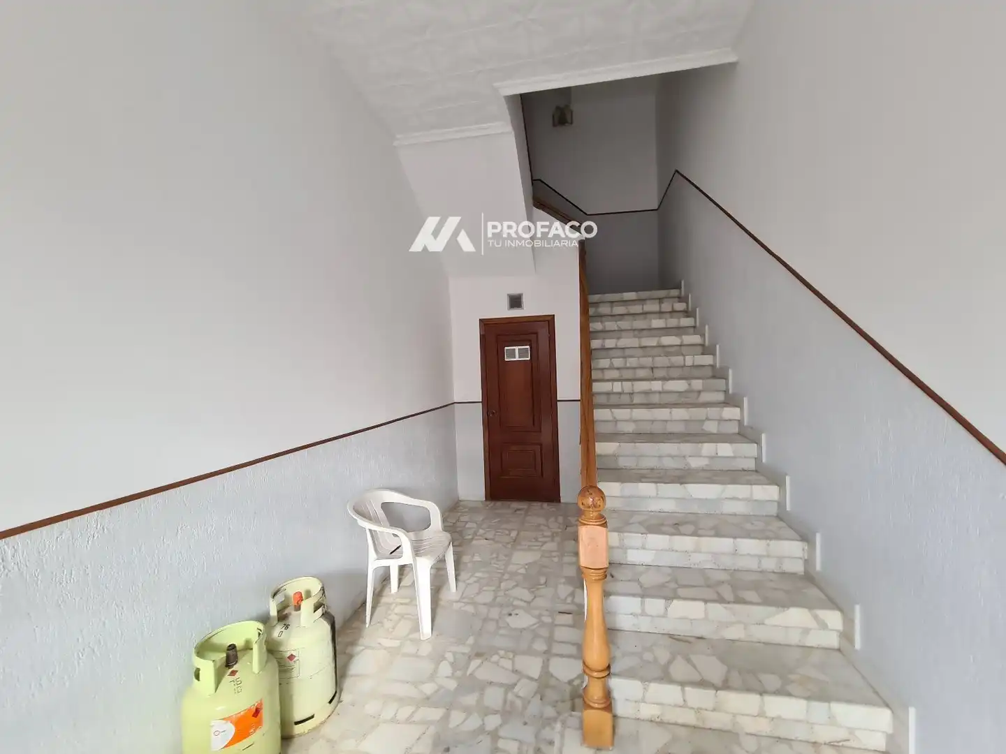 Detached homes for sale in O Carballiño    with Heating, Terrace and Furnished
