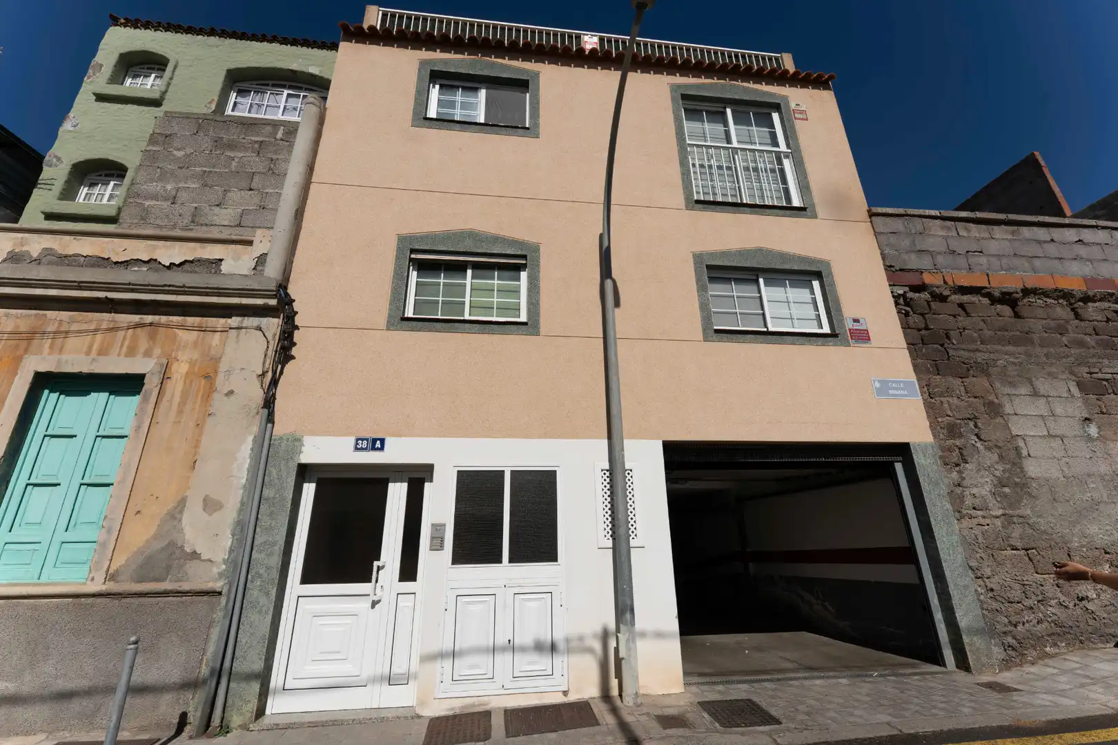 Vista exterior de Pis en venda en Santa Cruz de Tenerife amb Forn i Internet