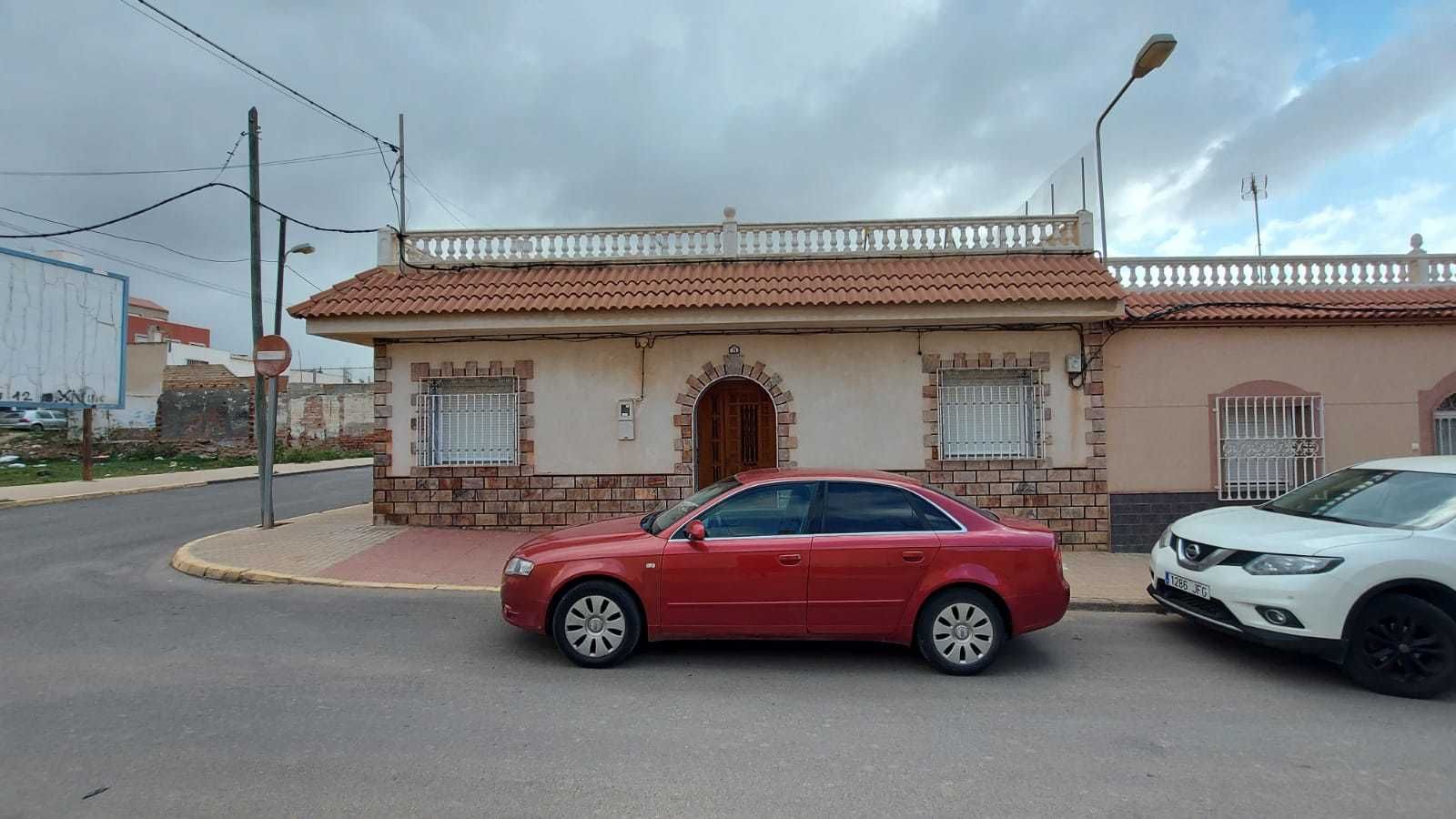 Vista exterior de Casa o xalet en venda en El Ejido