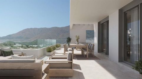 Moderno apartamento en planta baja de 2 dormitorios con terraza  Estepona