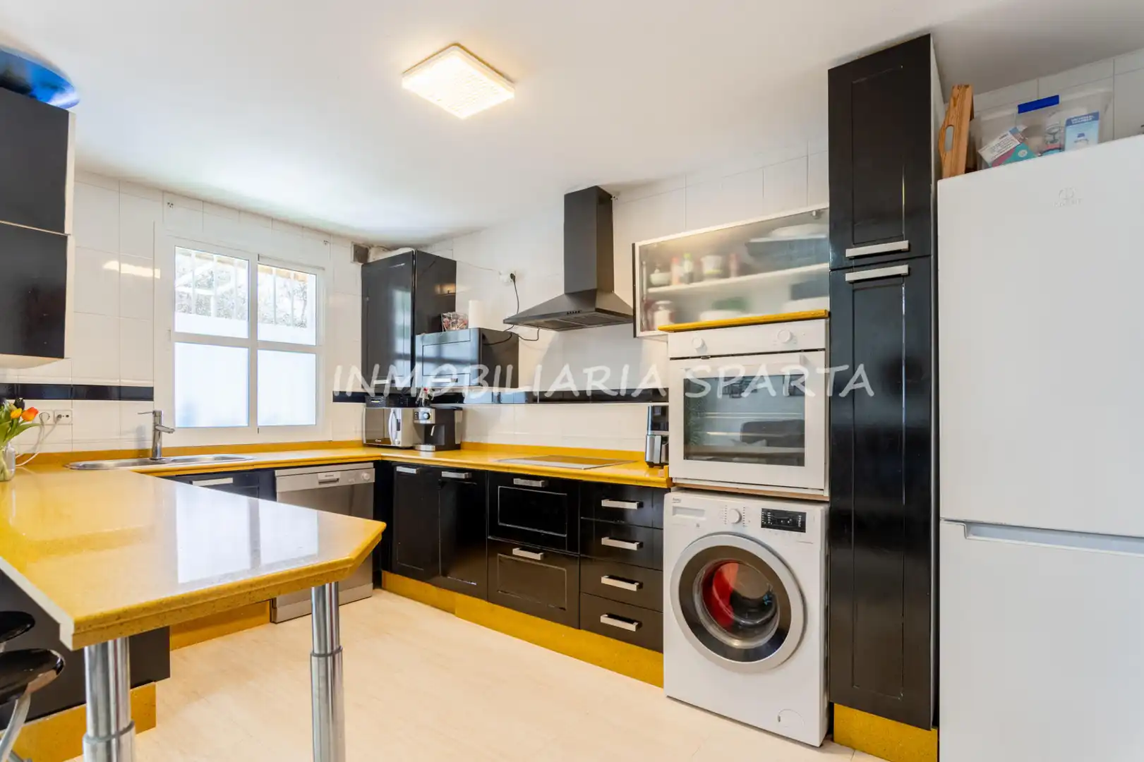 Kitchen of Detached homes for sale in Espartinas  with Air Conditioner and Heating