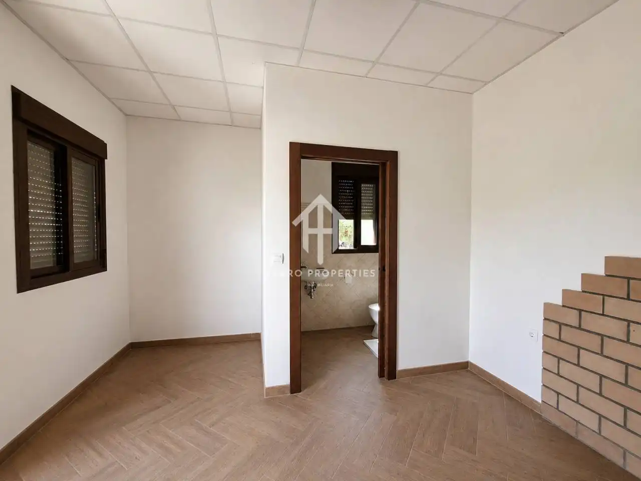Dormitori de Casa o xalet en venda en Loja amb Jardí privat