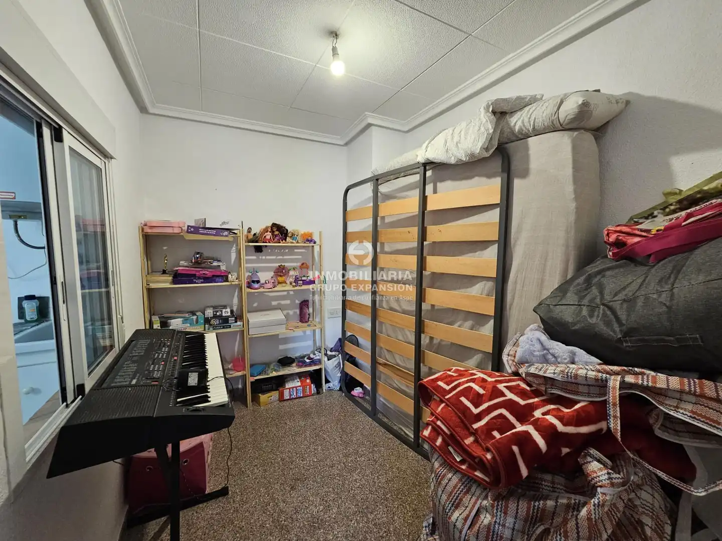 Houses for sale in Aspe  with Air Conditioner, Terrace and Storage room