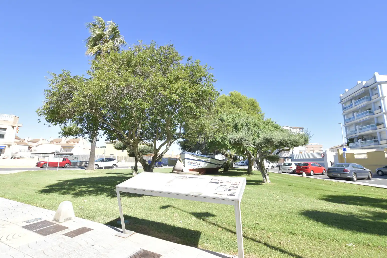 Vista exterior de Piso en venta en Moncofa con Aire acondicionado y Amueblado