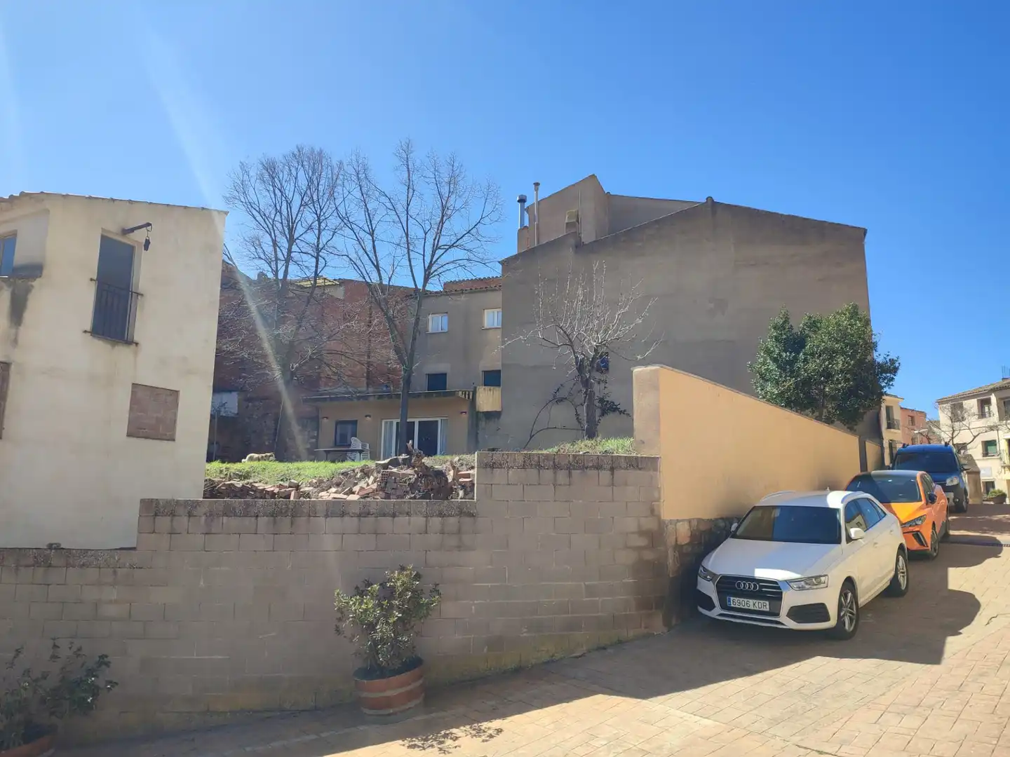 Vista exterior de Casa adosada en venda en Ulldemolins amb Calefacció, Jardí privat i Parquet
