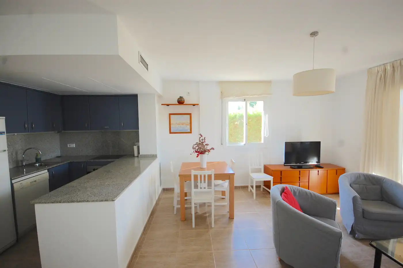 Habitación de Casa adosada en venta en L'Escala con Aire acondicionado, Calefacción y Jardín privado
