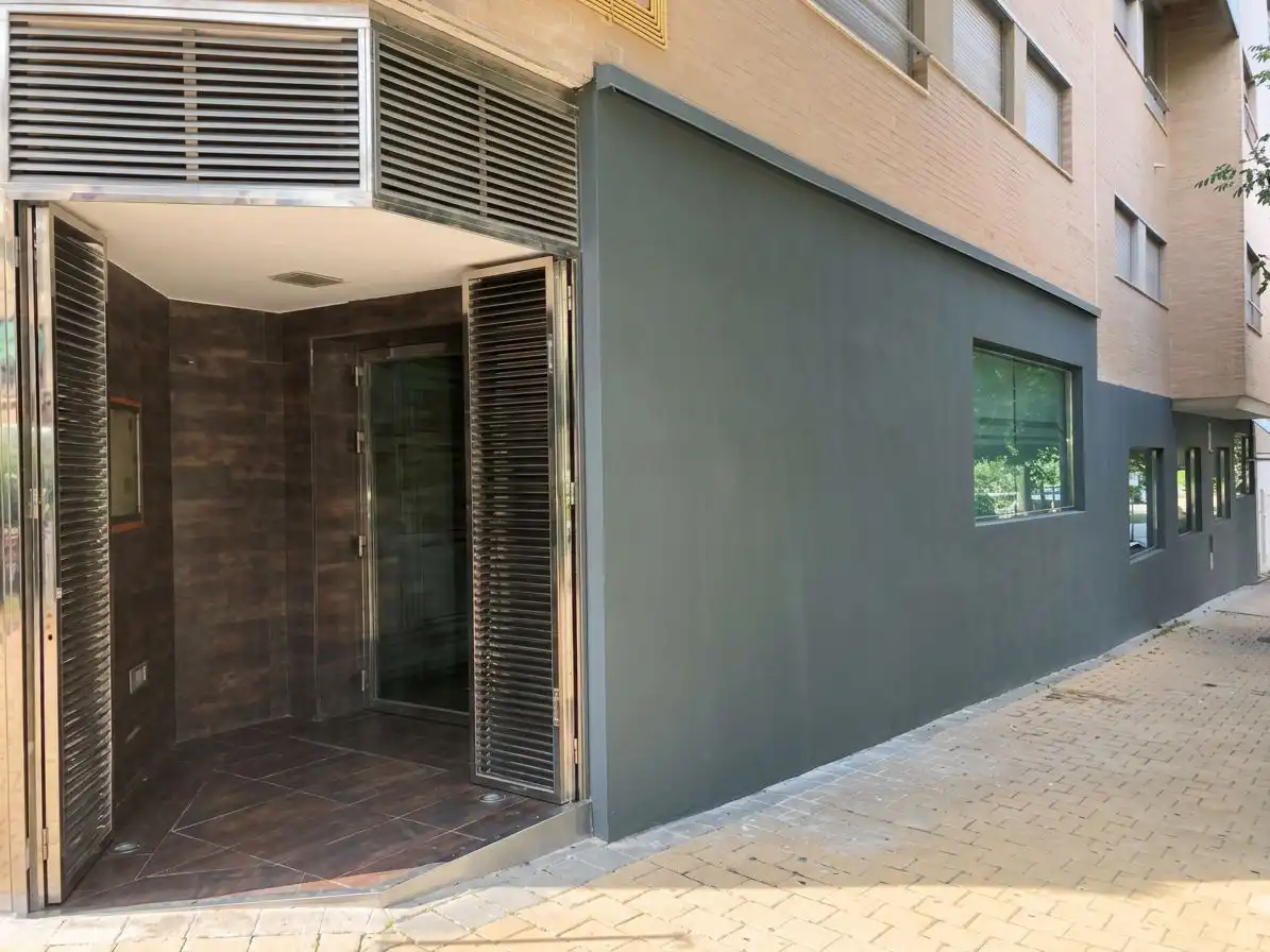 Locale commerciale in affitto a Centro, imagen 11