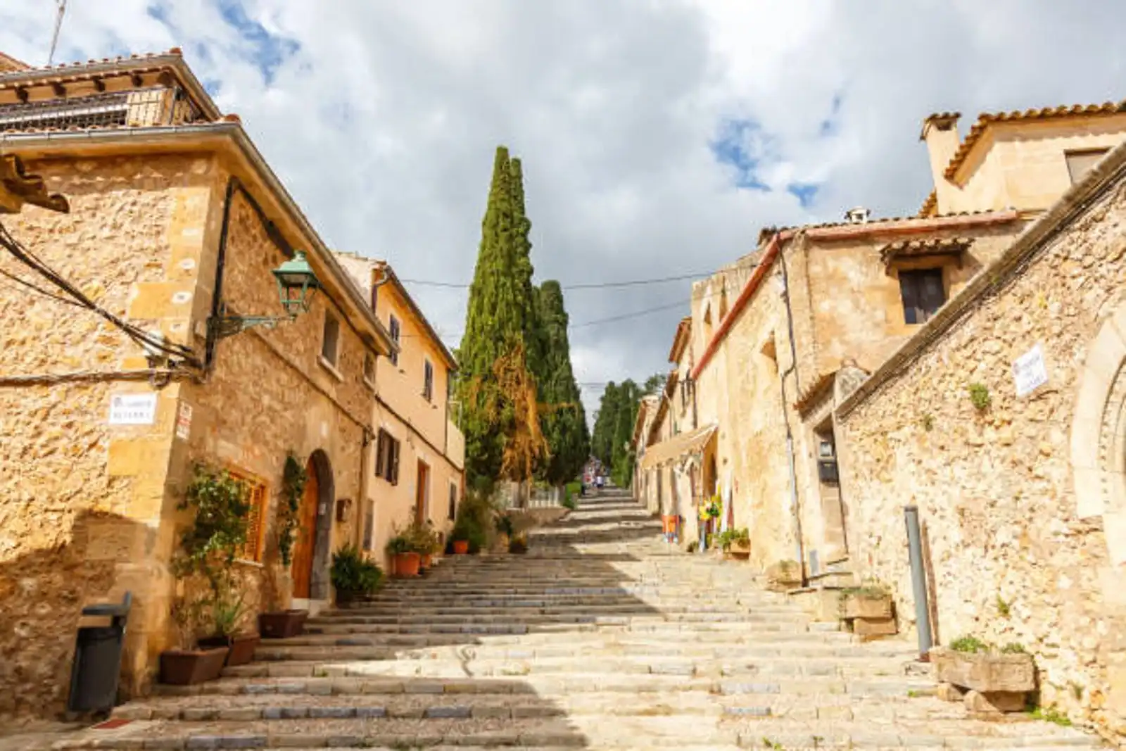 Vista exterior de Casa adosada en venta en Pollença con Aire acondicionado, Calefacción y Terraza