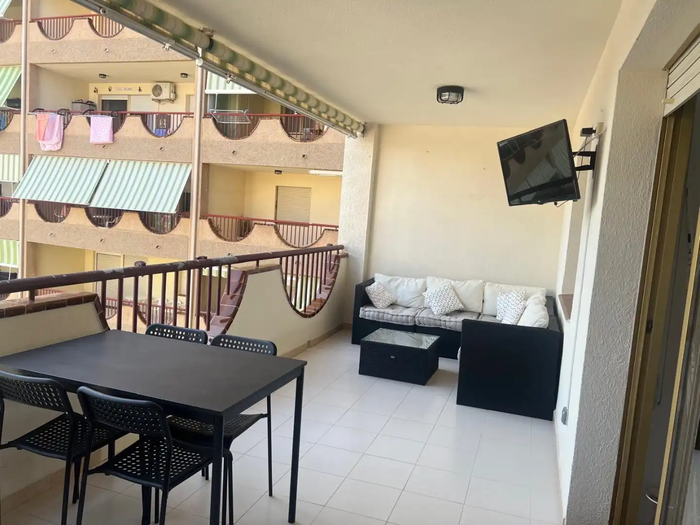 Apartamento con piscina en alquiler en Camino Volta 3, imagen 5