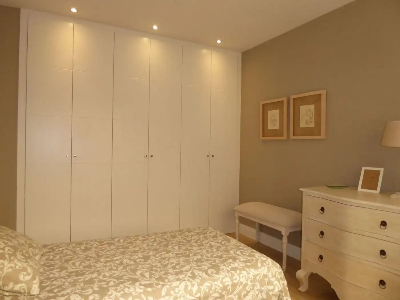 Bedroom of Apartments for rent in Jerez de la Frontera  with Air Conditioner and Parquet flooring