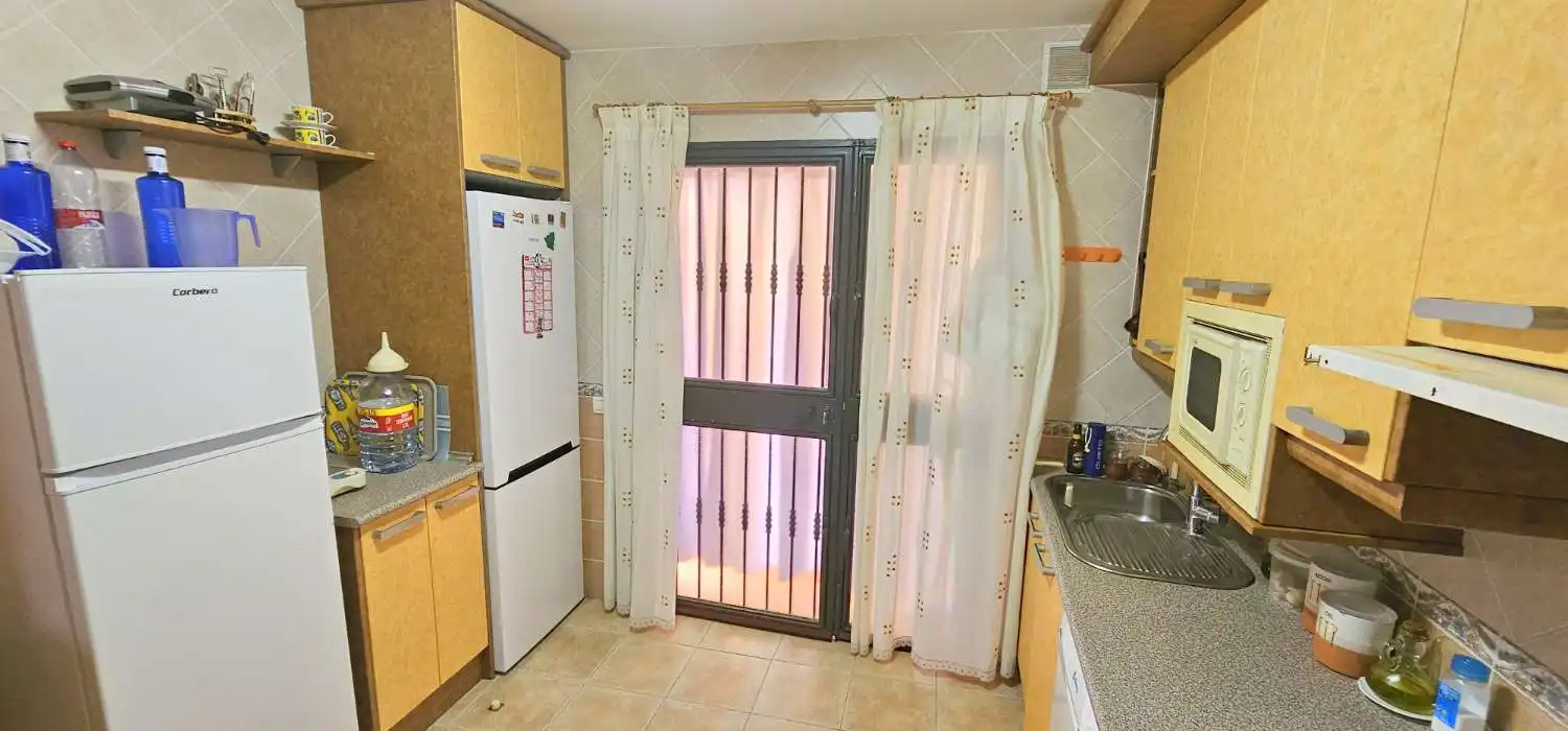 Cuina de Casa o xalet en venda en Vélez-Málaga amb Aire condicionat, Calefacció i Terrassa