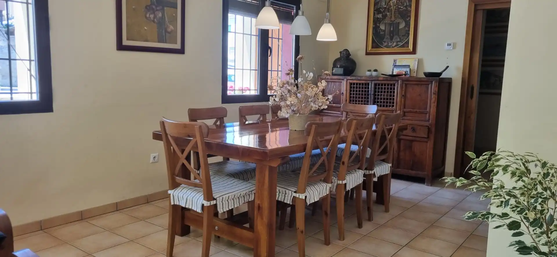 House with garden for sale in Plaza Altozano 3, imagen 2