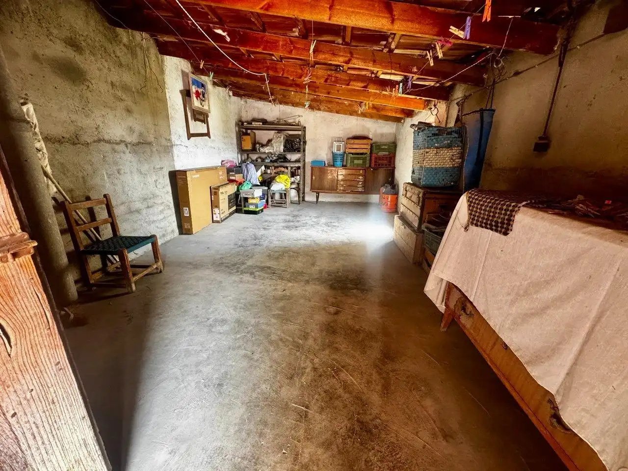 Houses for sale in Crevillent  with Air Conditioner, Terrace and Storage room
