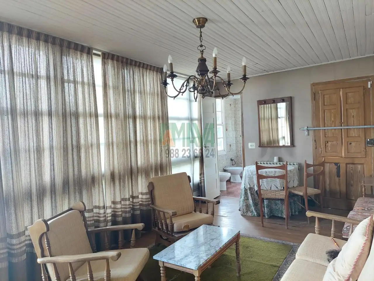 Sala de estar de Casa o chalet en venta en Punxín con Calefacción, Jardín privado y Terraza
