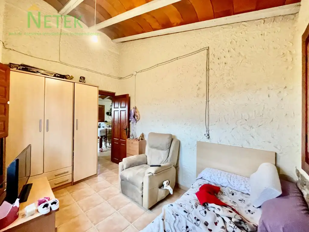 Country homes for sale in Santa Cruz