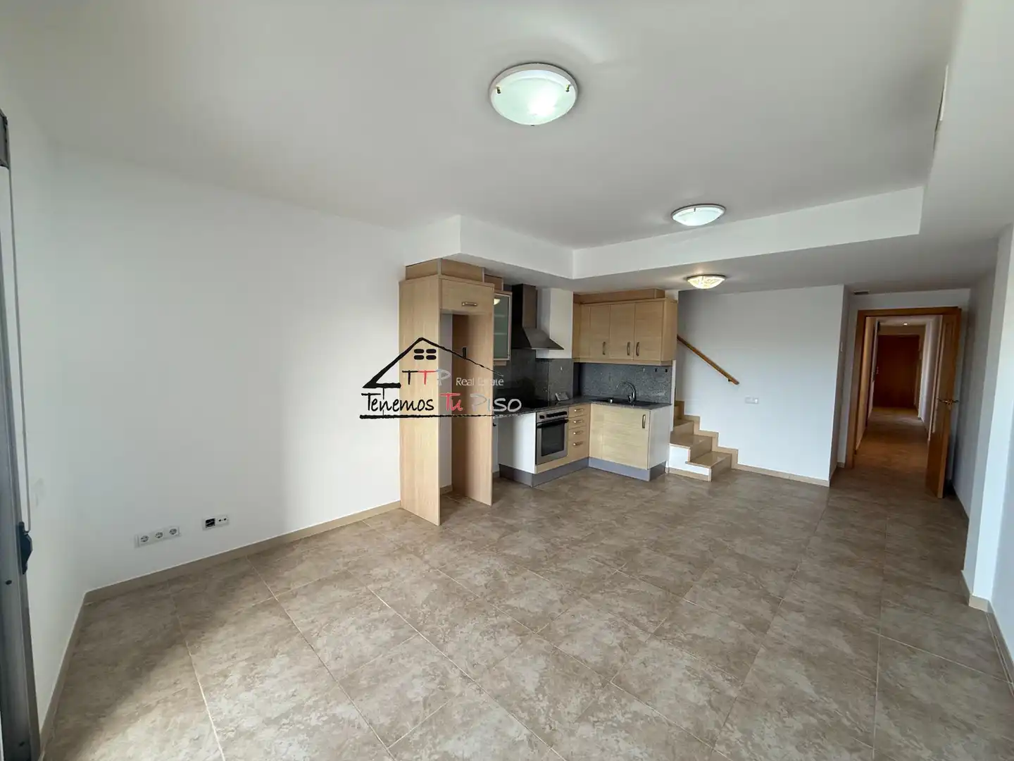 Dachboden zum Verkauf in Benicarló mit Klimaanlage, Terrasse und Balkon