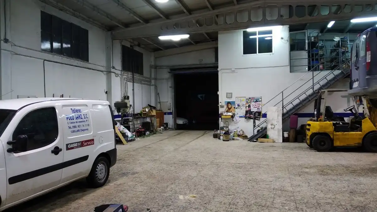 Nave industrial en venta en Calle CAMINO CEMENTERIO, 7, Cuéllar