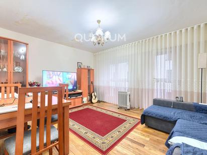 Living room of Flat for sale in Bilbao   with Private garden and Community pool