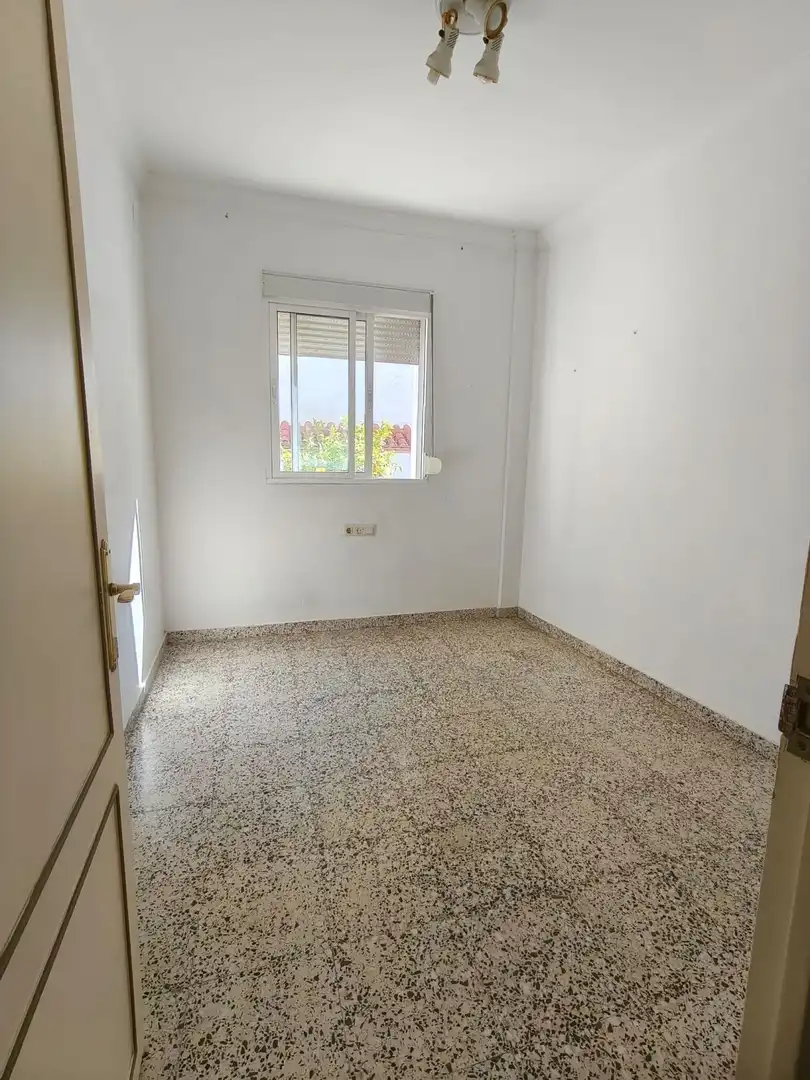 Bedroom of Flat for sale in Olvera
