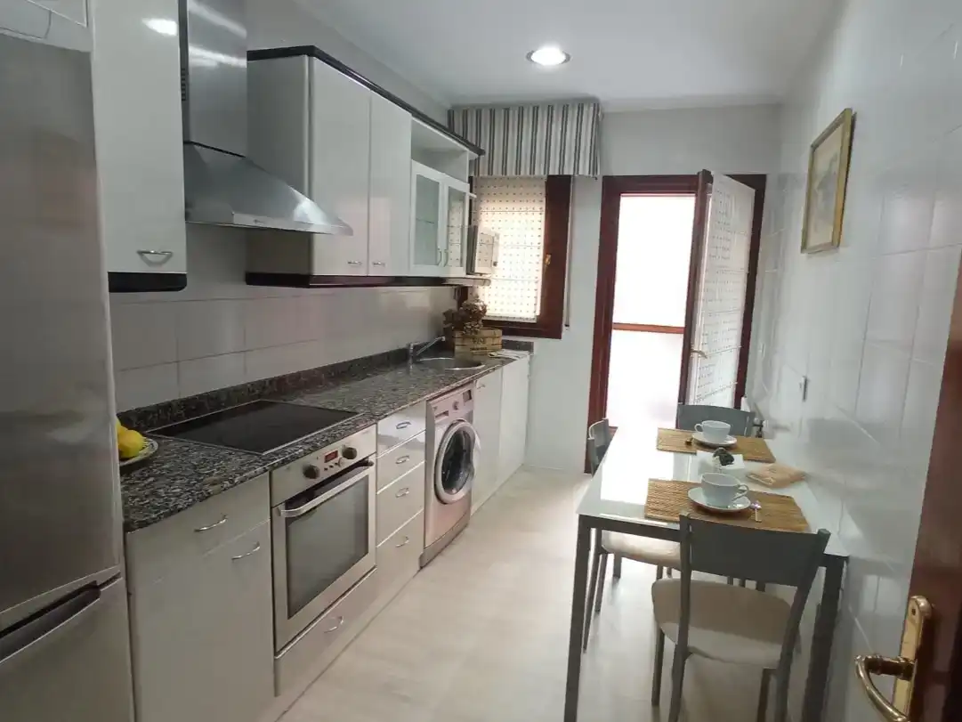 Küche von Wohnung zur Miete in Bermeo mit Möbliert und Balkon