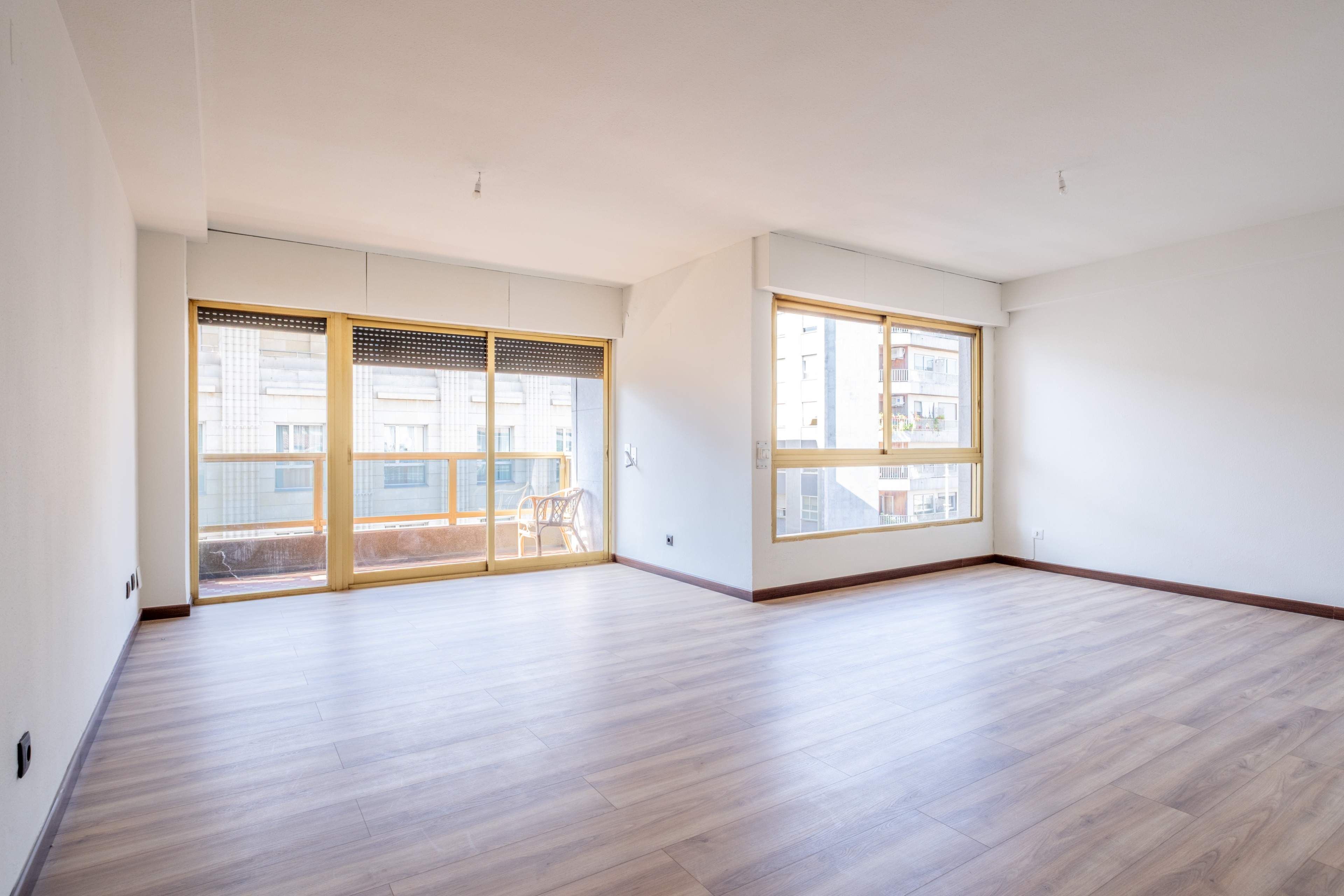 Sala d'estar de Pis de lloguer en  Zaragoza Capital amb Aire condicionat i Calefacció