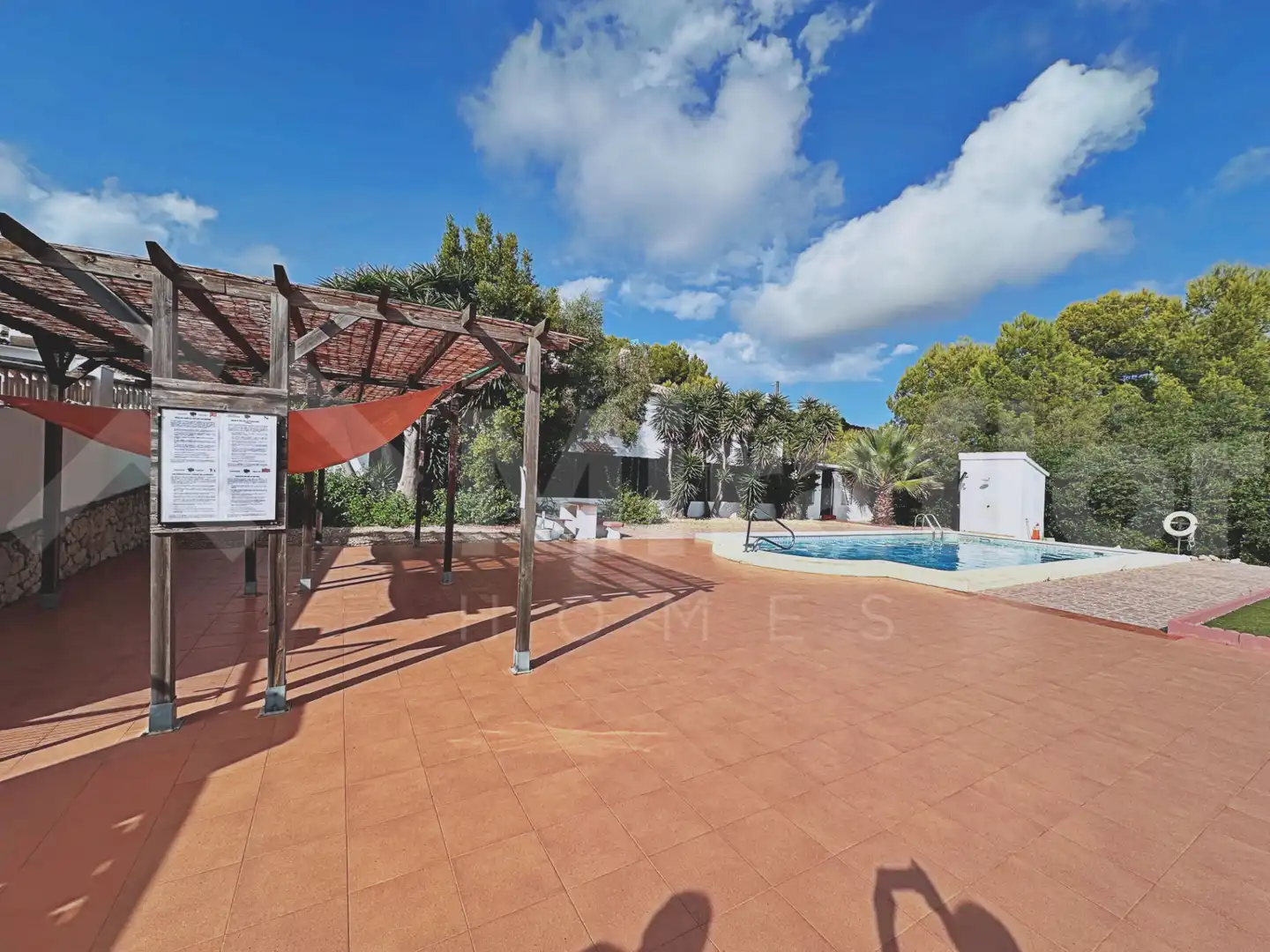 Casa aparellada amb piscina en venda a Urbanització L,almunia 1a Fase 116, imagen 34
