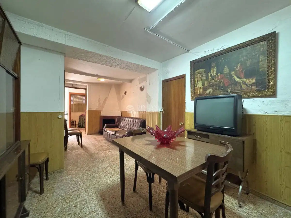 Sala de estar de Casa o chalet en venta en Soneja con Terraza, Trastero y Balcón
