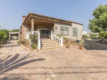 Casa con piscina in vendita a Corralet - Bonanza - Tres Rutas