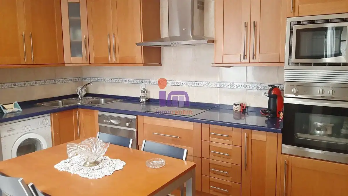 Casa en venta en Valdepeñas, imagen 2