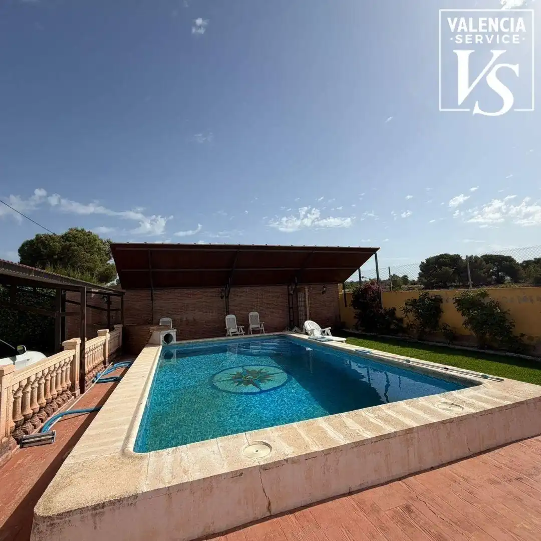 Piscina de Casa o chalet en venta en Náquera
