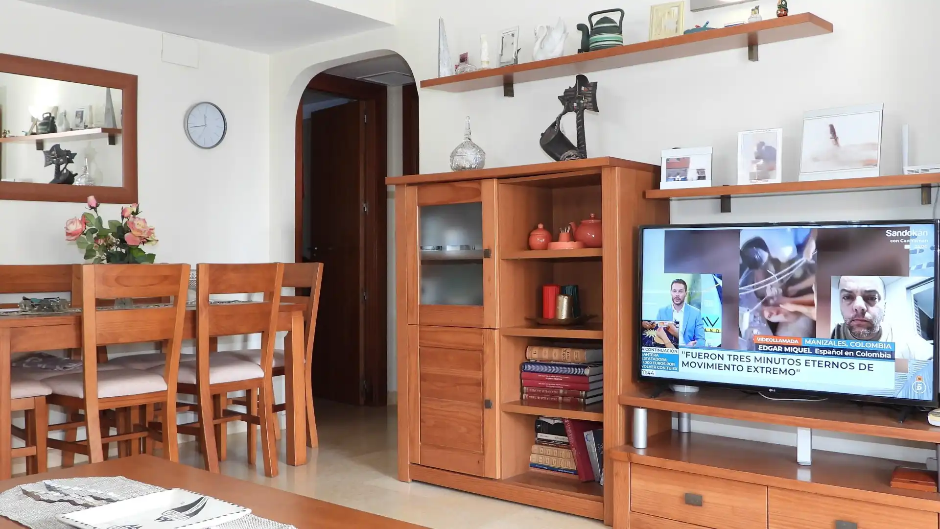 Flat with pool for sale in Calle G 5A