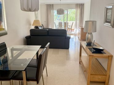 Apartament amb piscina en venda a Elviria - Cabopino