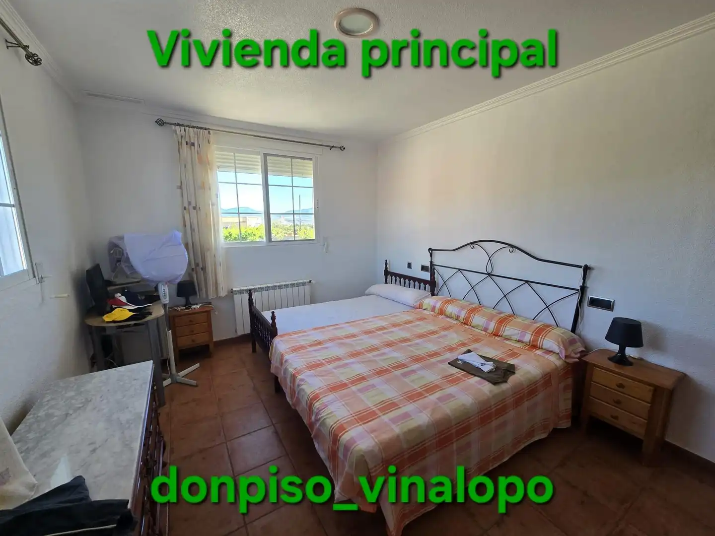 Dormitori de Finca rústica en venda en Elda amb Calefacció i Piscina