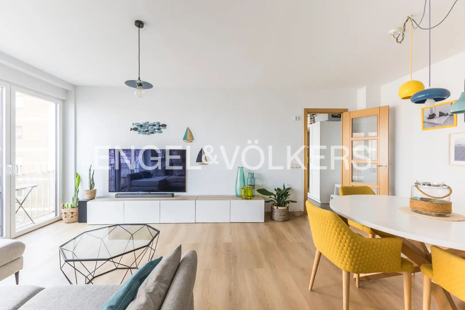 Wohnzimmer von Wohnung zum Verkauf in Madrid mit Klimaanlage, Heizung und Privatgarten